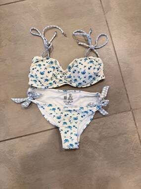 Bingo Surf Floral Print and Gingham Tie-Side Bikini Set